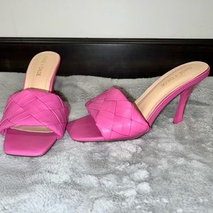 BRAND NEW PINK HEELS (Mule heel?) GREAT FOR SPRING!